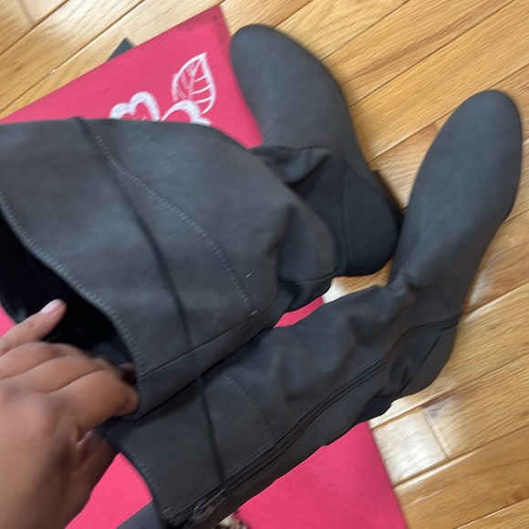 🎄Style and Co. gray knee boots - Picture 2 of 3